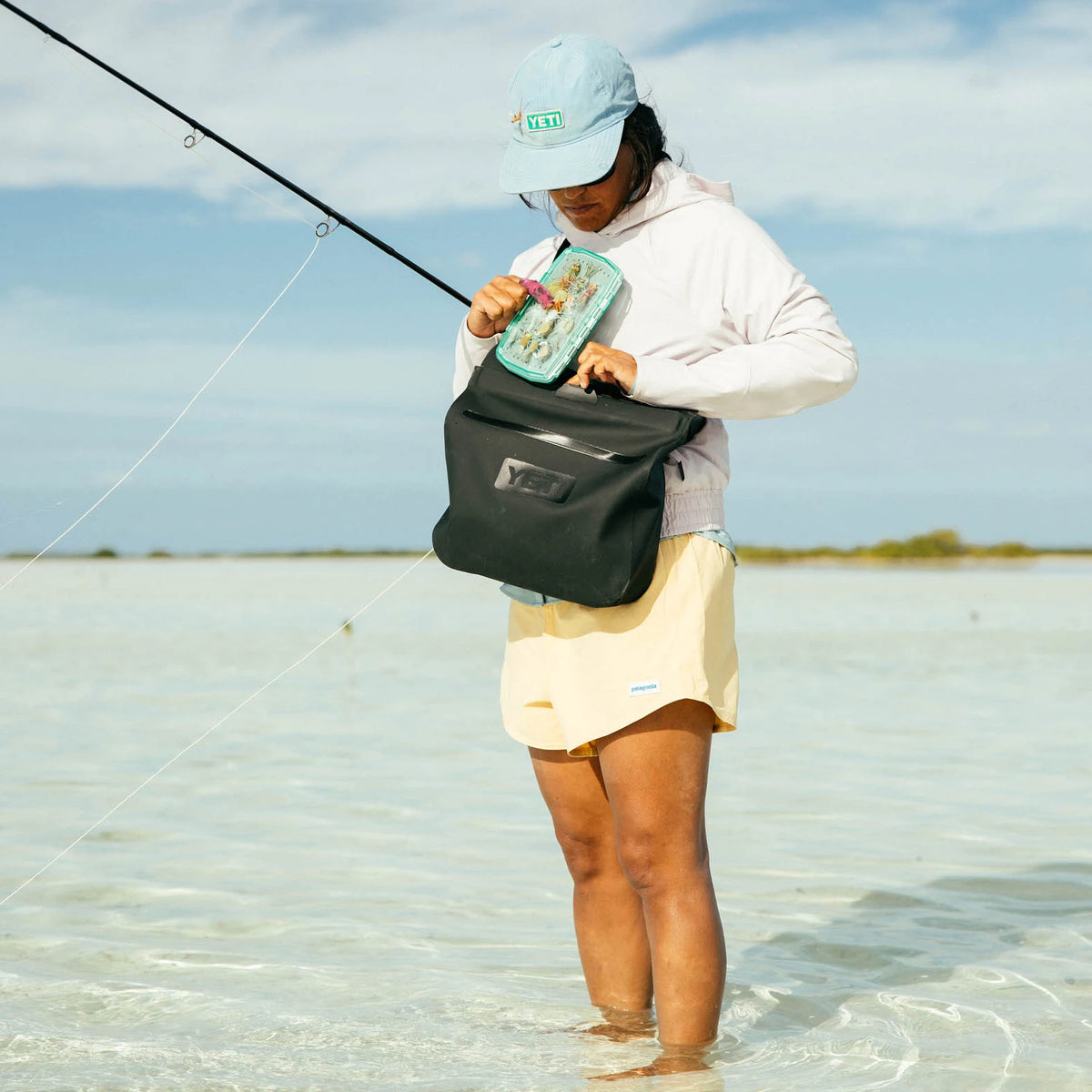 6L Waterproof Gear Case - US 5683