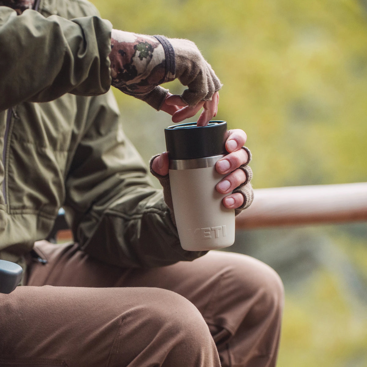 8 oz Travel Bottle - US 9932