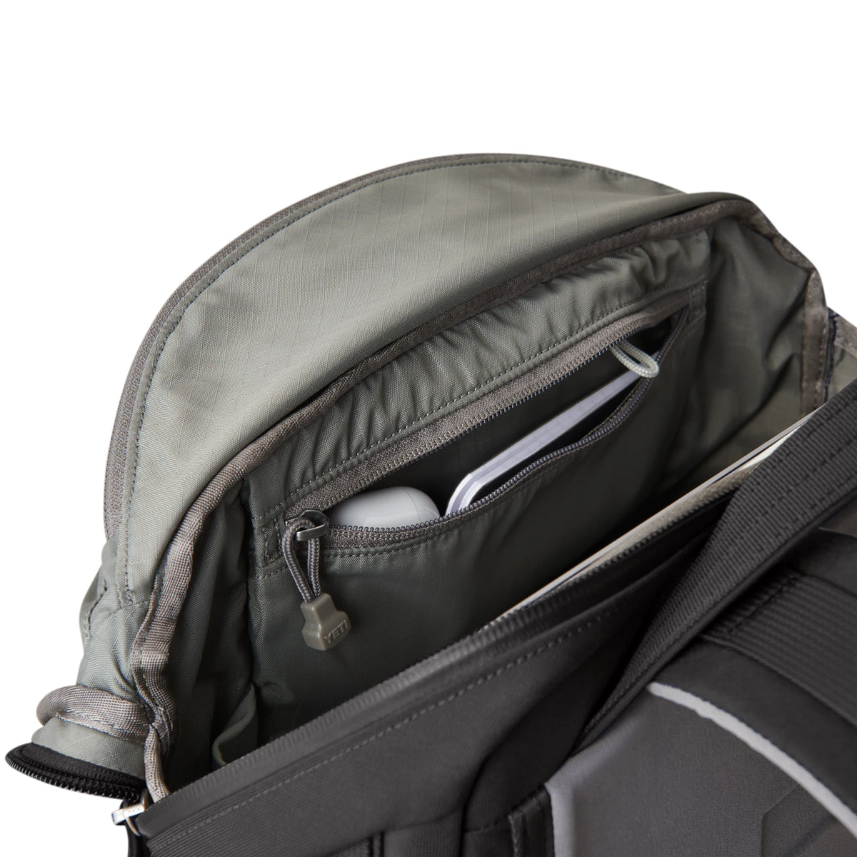 22L Carry On Backpack - US 6611